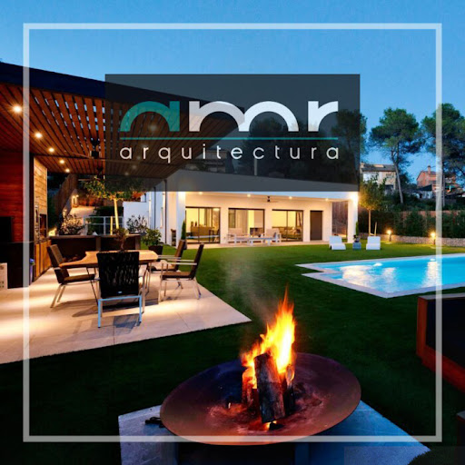 AMR Arquitectura | Arquitectos y constructores de casas prefabricadas modulares con entramado de madera ligera en Barcelona.