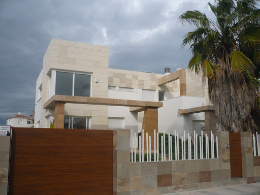 Contrastes Arquitectura