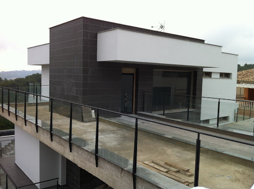 JV ARRUFAT. Arquitecto y Arquitecto tecnico