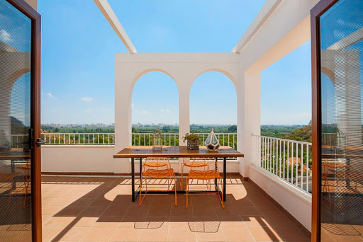 Adrián Ferrer Arquitectura