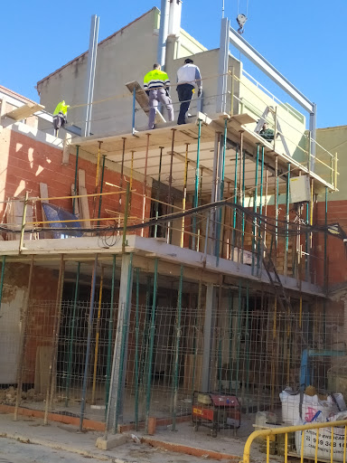 4.com Arquitectura y Fincas