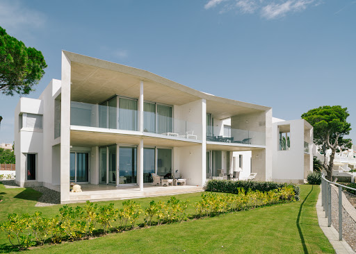 BERNABAD Arquitectura+Ingeniería