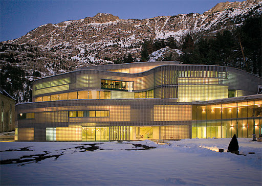 Moneo Brock Moneo Brock
