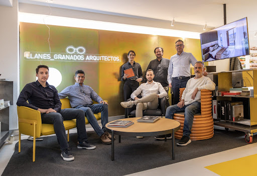LLANES GRANADOS ARQUITECTOS