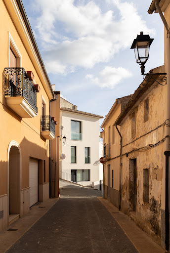 LOW-FI STUDIO ARQUITECTURA - Arquitectos en Banyeres de Mariola LOW-FI STUDIO ARQUITECTURA - Arquitectos en Banyeres de Mariola