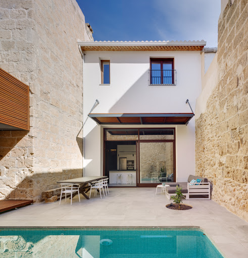 GHADBAN DE PASCUAL architects