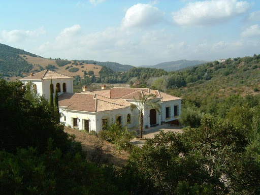 ARQUITECTA: MARÍA ANGELES ARENAS VIRUEZ